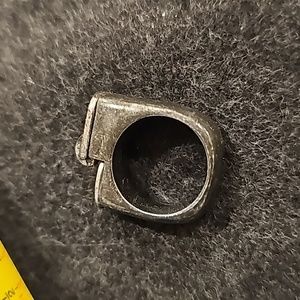 Ring, lighter shape(does not work) approx size 6 or 5.5